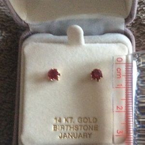Garnet post earrings